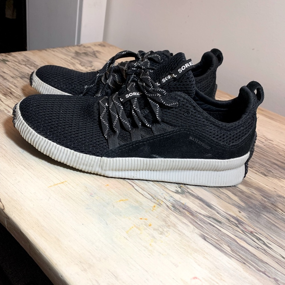 Sorel out and about sneakers